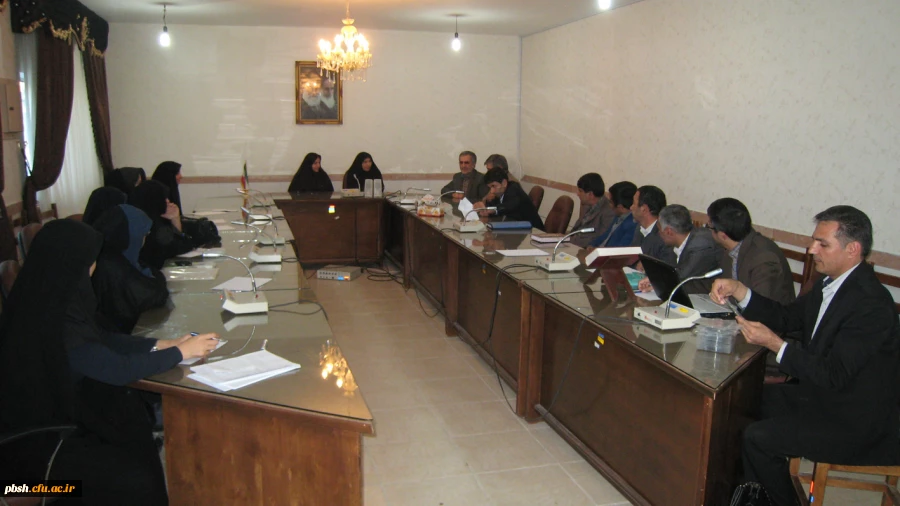 نشست گروه های آموزشی با کارشناسان ابتدایی اداره کل و نواحی  3
