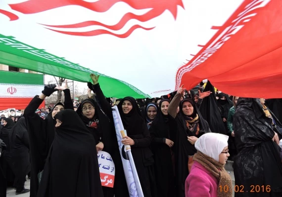 حضور دانشجو معلمان پردیس شهید باهنر در راهپیمایی پر شکوه 22 بهمن 6