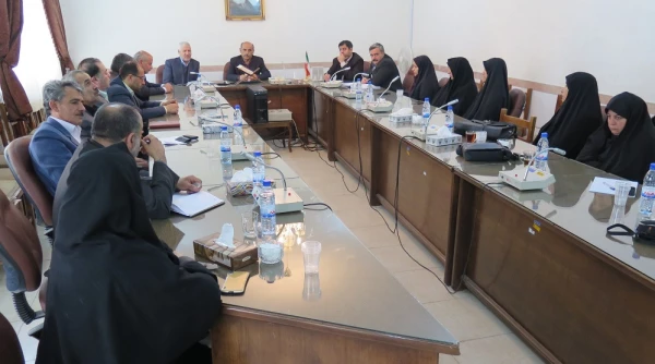 بازدید مسئولین توسعه ومدیریت منابع از پردیس  شهید باهنر 2