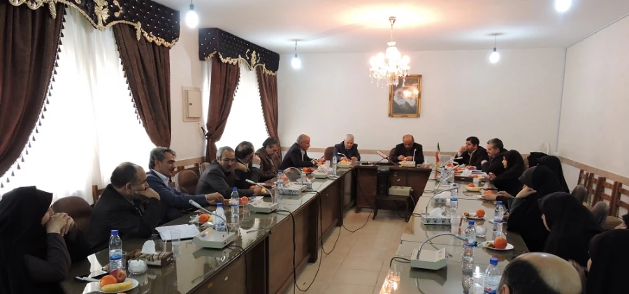 بازدید مسئولین توسعه ومدیریت منابع از پردیس  شهید باهنر 4