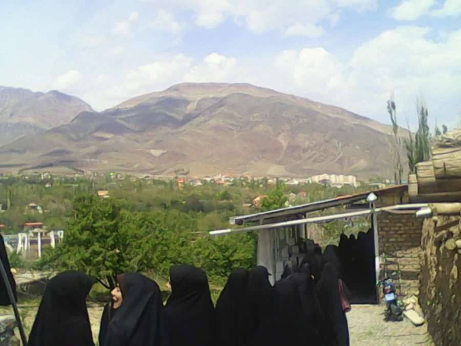 شرکت دانشجومعلمان پردیس در اردوی سیاحتی- زیارتی کاشان، قم و جمکران 5