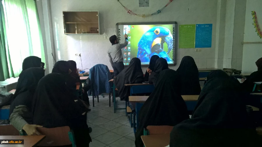کارگاه آشنایی با تجهیزات مدرسه ی هوشمند برگزار شد 2