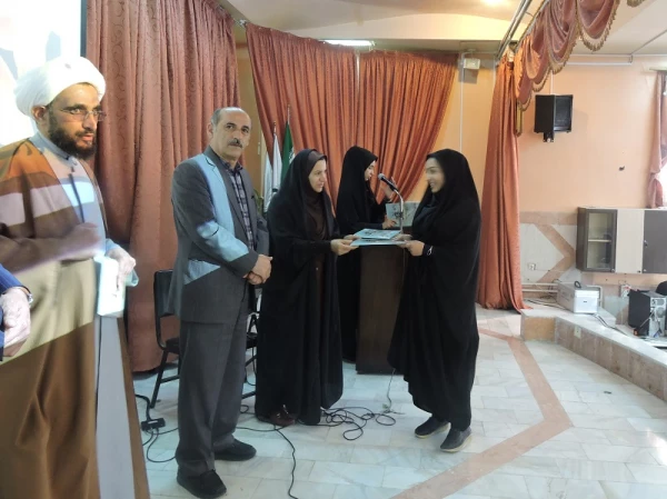 بزرگداشت مقام معلم در هفته آموزش 9