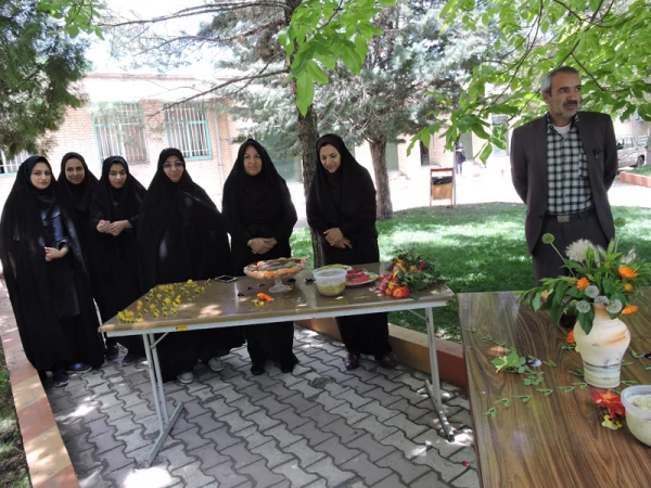 برگزاری مسابقه آشپزی (تهیه دسر) 2