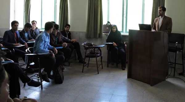 اولین همایش استانی علمی پژوهشی ارزشیابی کیفی توصیفی در پردیس شهید باهنر شهرکرد برگزار شد 16