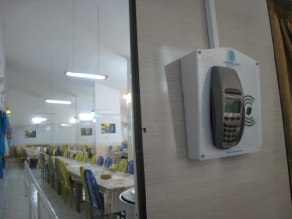 بازدید سرپرست و مسئولین پردیس شهید باهنر شهرکرد از خوابگاه شبانه روزی 3