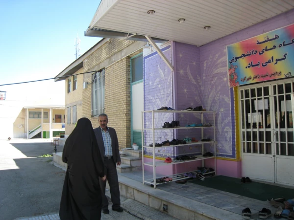 بازدید سرپرست و مسئولین پردیس شهید باهنر شهرکرد از خوابگاه شبانه روزی 8