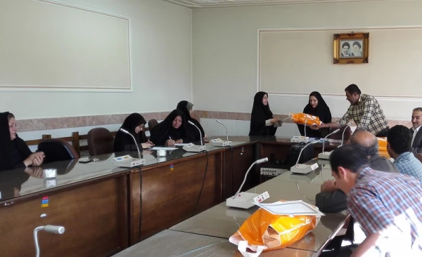 تقدیر از دست اندرکاران برگزاری سومین دوره بالندگی مشاوران در پردیس شهید باهنر شهرکرد 4