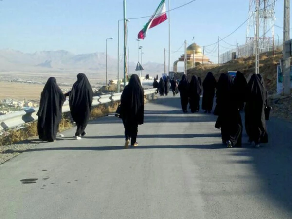 پیاده روی تپه نورالشهدا 3