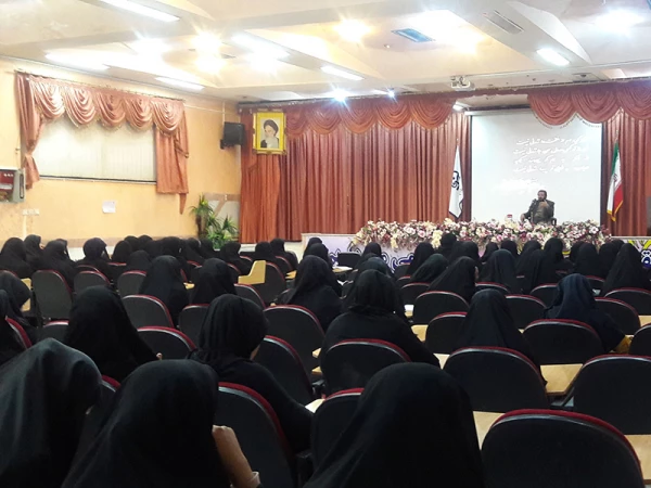 همایش بررسی ابعاد سیاسی واقعه عاشورا 2