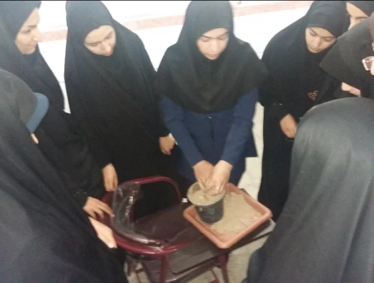 کارگاه کشت زعفران و گیاهان دارویی 4