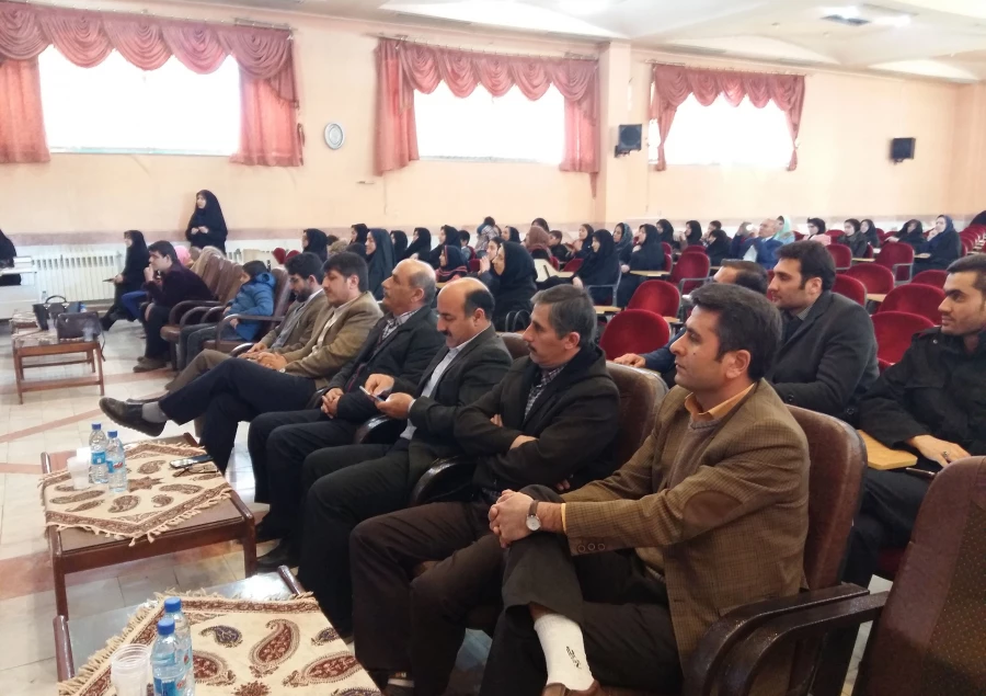 برگزاری برنامه بزرگداشت ایام الله دهه فجر 5