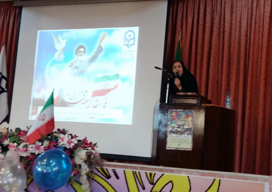 برگزاری برنامه بزرگداشت ایام الله دهه فجر 7