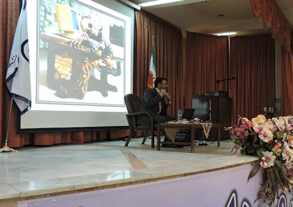 کارگاه بررسی آسییب ها، فرصت ها و تهدیدات نرم افزار های نوین 3