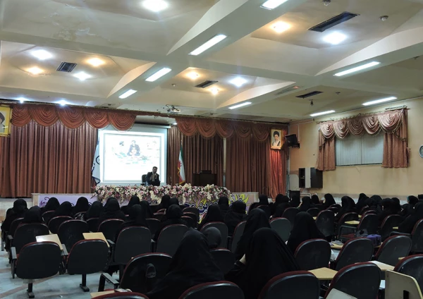 کارگاه بررسی آسییب ها، فرصت ها و تهدیدات نرم افزار های نوین 4