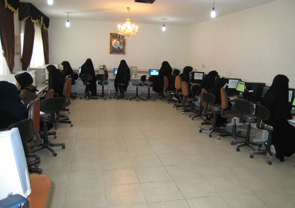 آغاز تکمیل کارنامه سلامت در پردیس شهید باهنر شهرکرد 4