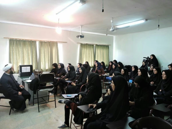 برگزاری دوره کوتاه مدت آموزش نماز 10