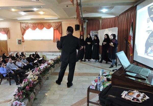 در  در  96/2/30 برگزار شد:

کارگاه درمان اختلالات یادگیری 3