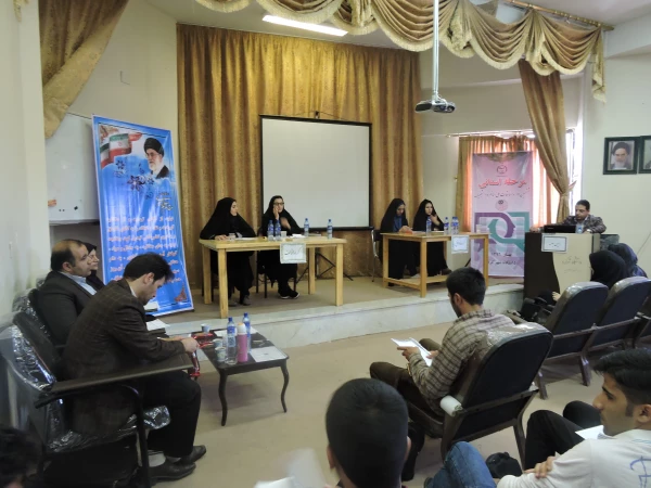 کسب رتبه برتر در مسابقات مناظره 2