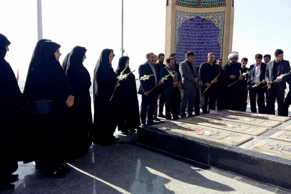 بزرگداشت هفته دفاع مقدس و قیام عاشورا 3