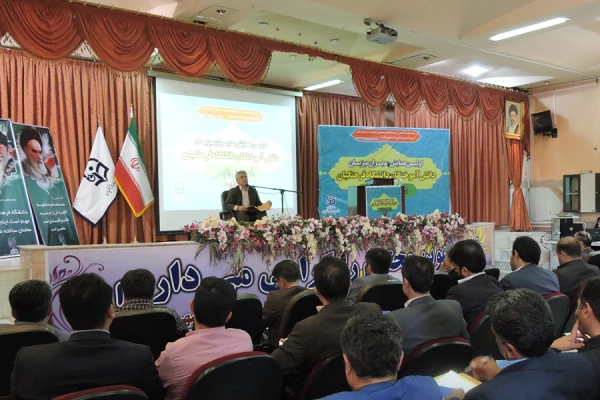 اولین همایش مدیران میزبان دانش اموختگان دانشگاه فرهنگیان 5