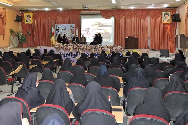 تجلیل از اساتید مؤلف کتاب به مناسبت هفته کتاب وکتاب خوانی 2