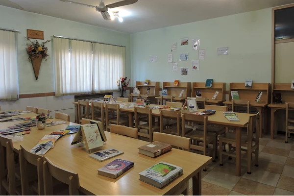 به مناسبت هفته کتاب و کتابخوانی
برپایی نمایشگاه کتاب 2