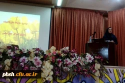 نشست صمیمانه  با موضوع ارتباط نماز و ادبیات 2