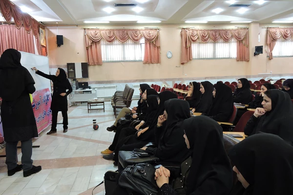 جلسه آموزشی بازی های همگانی و بومی - محلی 4