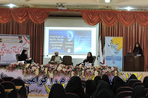 برگزاری کرسی آزاد اندیشی با موضوع نماز جماعت 6