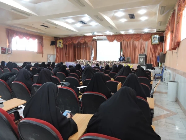 برگزاری برنامه ای به مناسبت اربعین