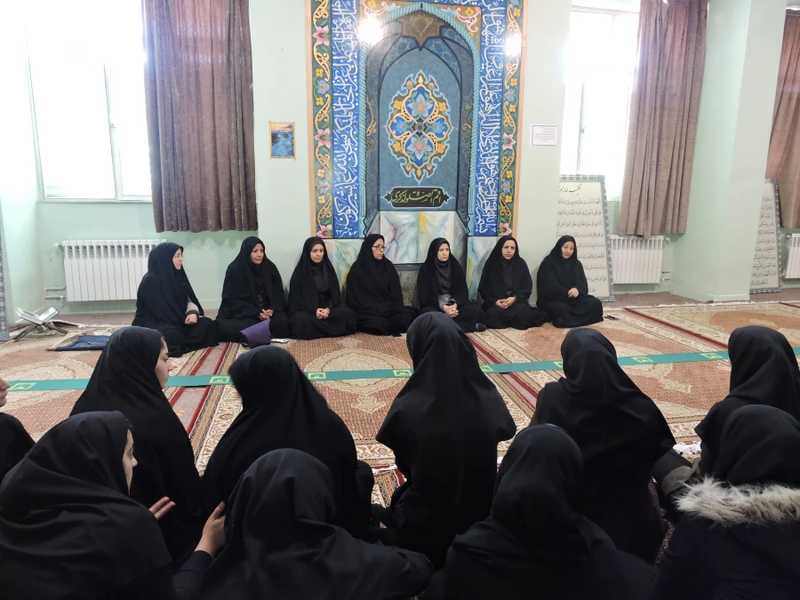 جلسه مسئولان پردیس با دانشجومعلمان