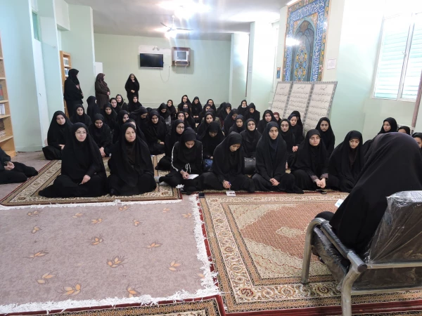 نشست صمیمانه و دوستانه سرپرست جدید پردیس با دانشجویان 4