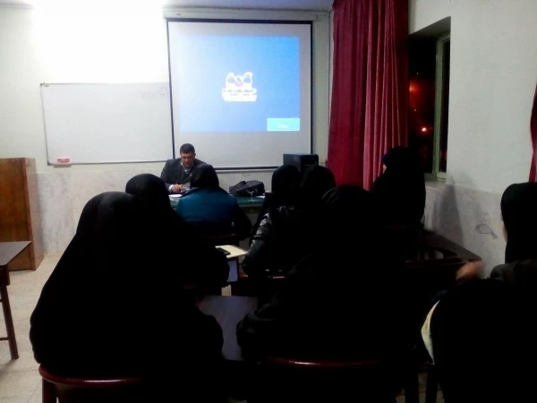 کارگاه نقد فیلم با موضوع نقد فیلم «شیار143 »