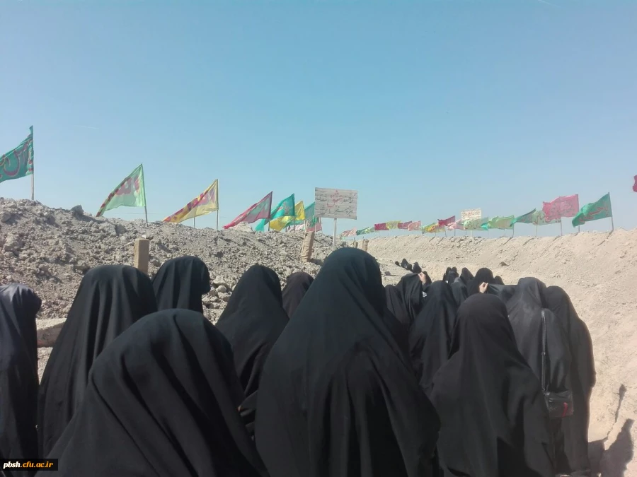 حضور جمعی از دانشجو معلمان دانشگاه فرهنگیان پردیس شهید باهنر شهرکرد در اردوی راهیان نور مناطق جنوب 4