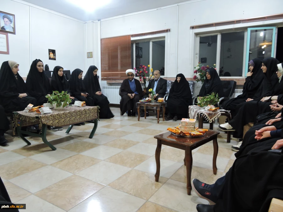 دیدار دانشجومعلمان با خانواده شهید مدافع حرم محمد حسن قاسمی