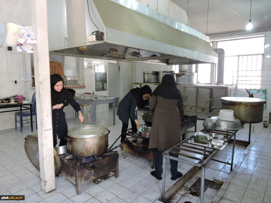 پخت آش به مناسبت هفته سرای دانشجویی