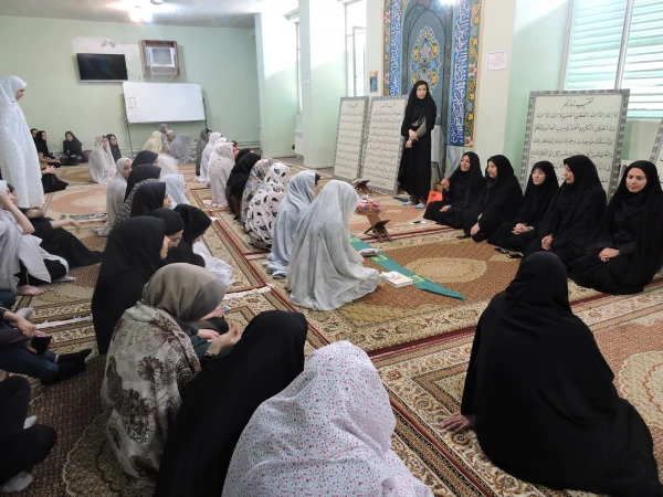 برگزاری جلسه پرسش و پاسخ بین مسئولین پردیس و دانشجویان به مناسبت هفته سراهای دانشجویی 5