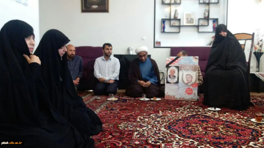 دیدار دانشجومعلمان با خانواده شهید مدافع حرم محمد حسن قاسمی