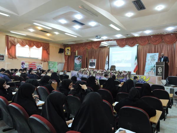 نشست دانشجویان دانشگاه فرهنگیان  استان با سردار مبینی معاونت محترم سپاه قدس