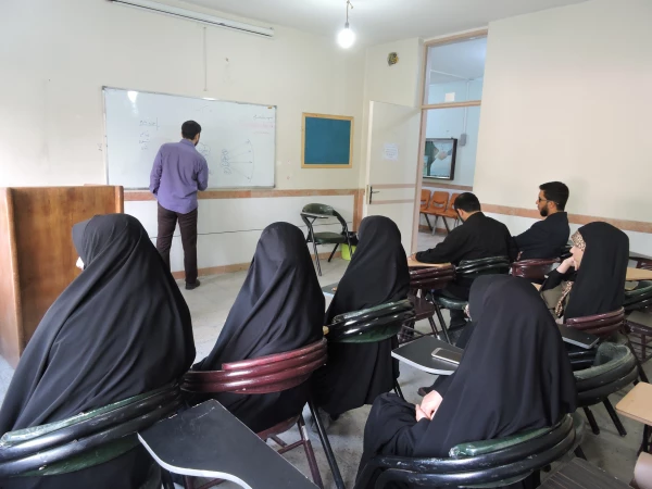 نشست اعضای بسیج دانشجویی پردیس باهنر با مسئول بسیج دانشجویی دانشگاه فرهنگیان 3