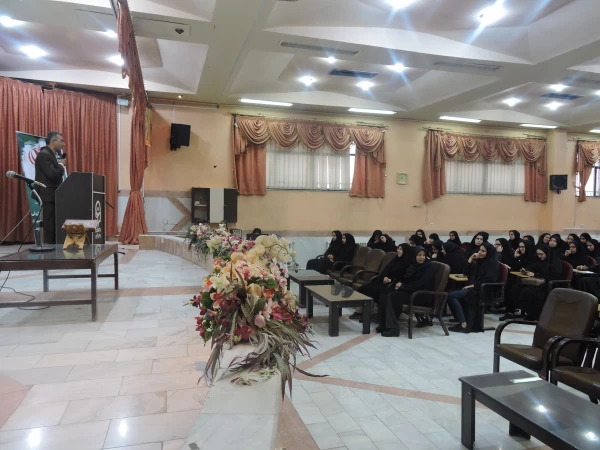 برگذاری کارگاه آشنایی با بهداشت و سلامت روان 3