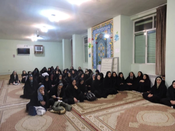 نشست پرسش و پاسخ با موضوع « آیا امریکا رو به افول است»