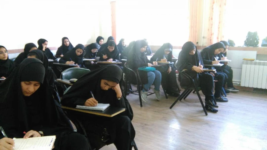 کمکهای اولیه هلال احمر