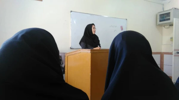 کمکهای اولیه هلال احمر