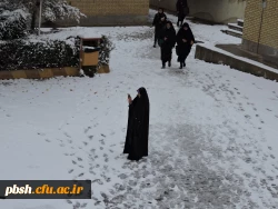 صبح برفی پردیس شهید باهنر و حضور دانشجومعلمان، اساتید و کارکنان در پردیس 12