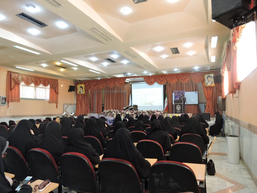 برگزاری دوره تدبر در قرآن کریم در پردیس شهید باهنر