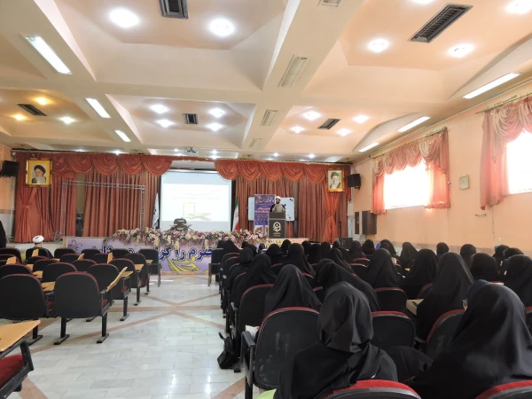 برگزاری دوره تدبر در قرآن کریم در پردیس شهید باهنر