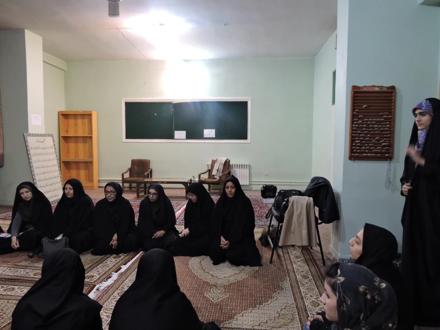 نشست صمیمانه مسئولان و دانشجومعلمان پردیس باهنر