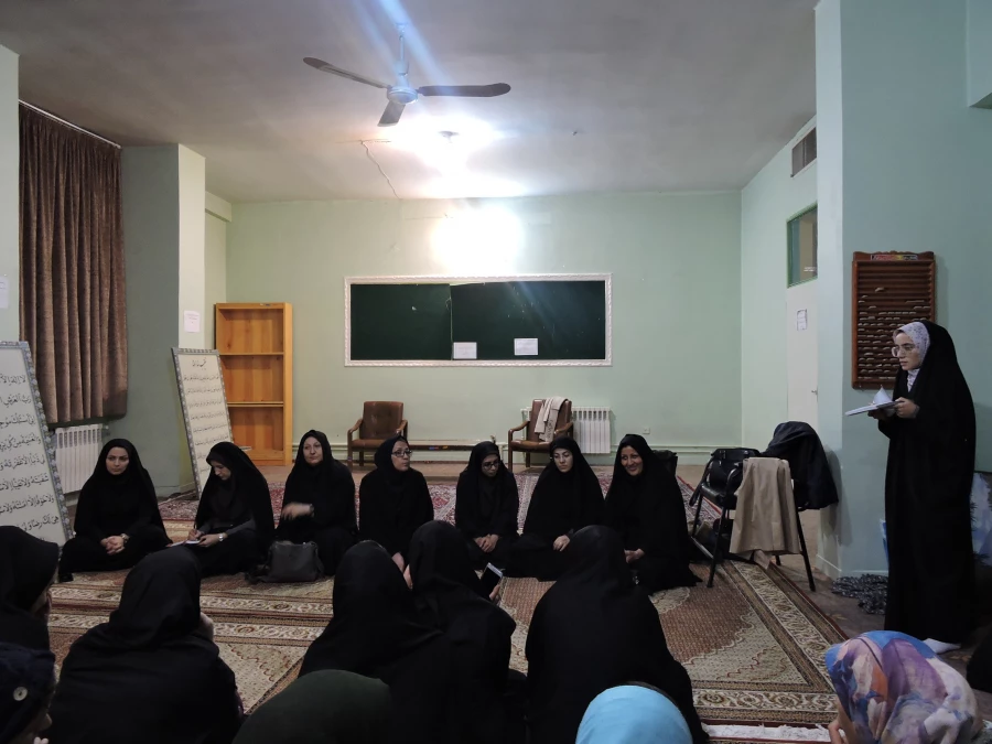 نشست صمیمانه مسئولان و دانشجومعلمان پردیس باهنر